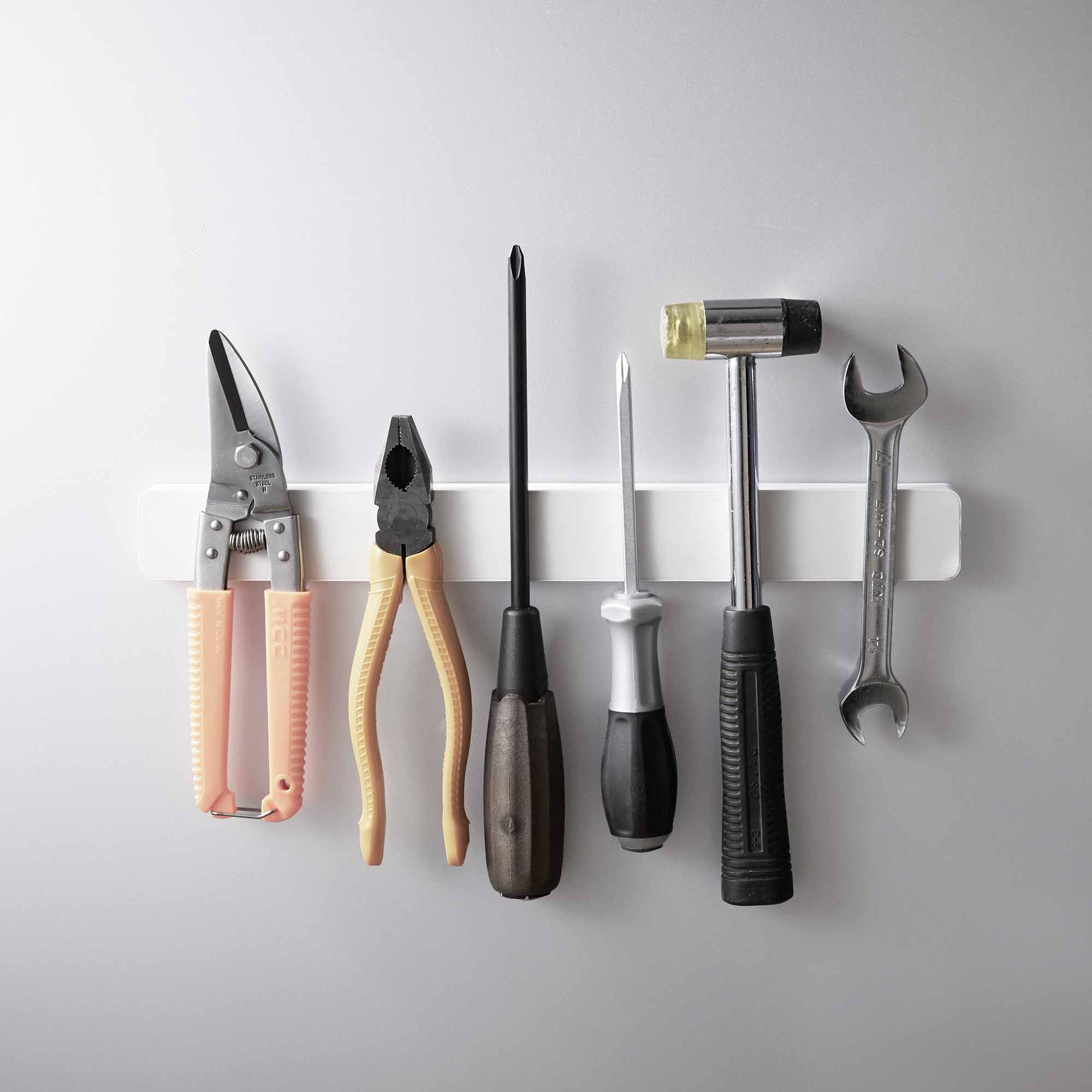 Magnetic Knife Rack - Image 7