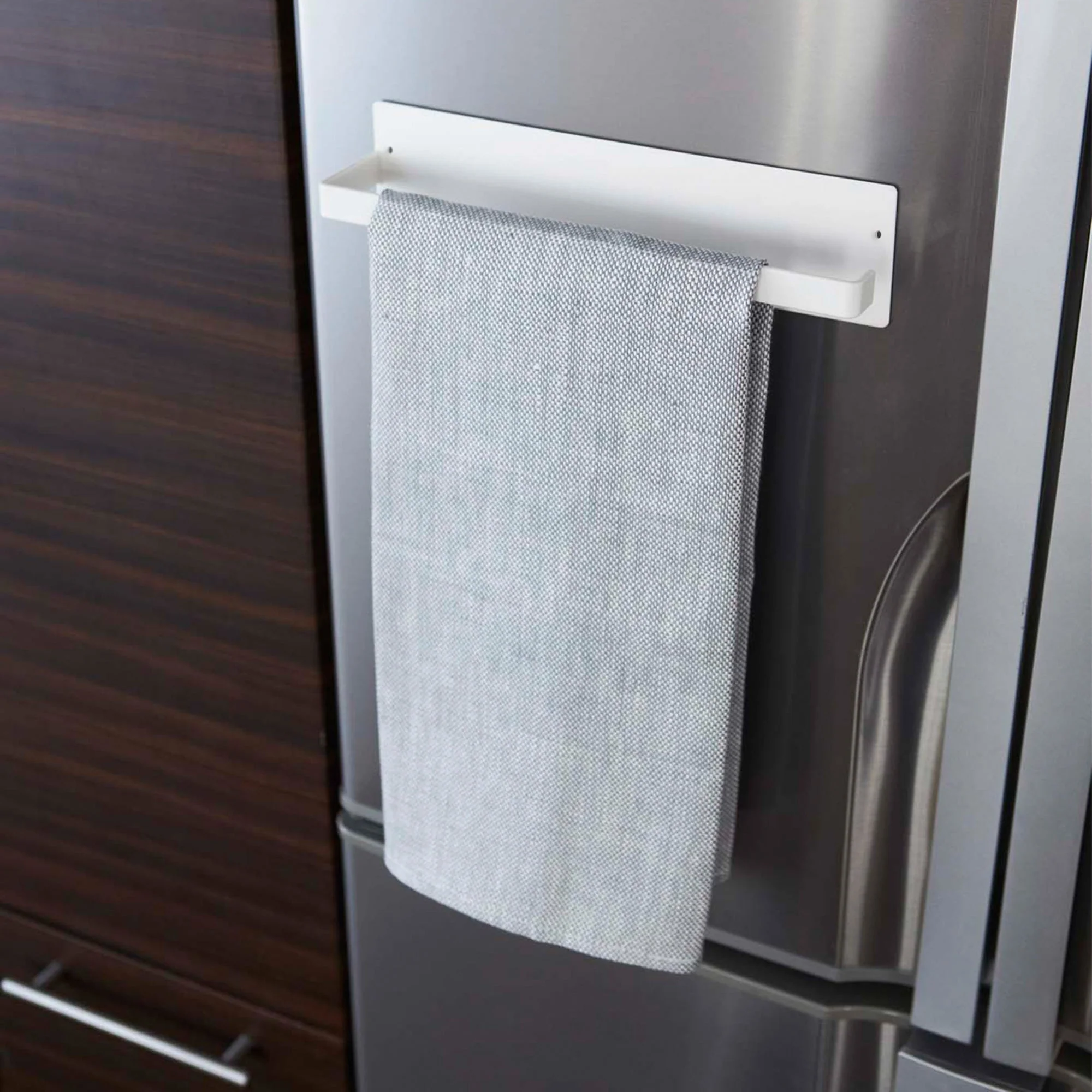 Magnetic Paper Towel Holder - Steel - Image 3