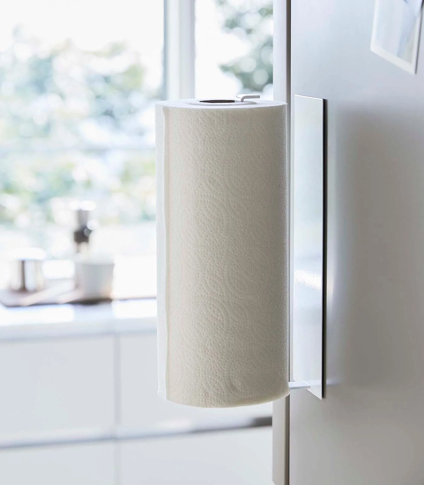 Magnetic Paper Towel Holder - Steel - Image 4