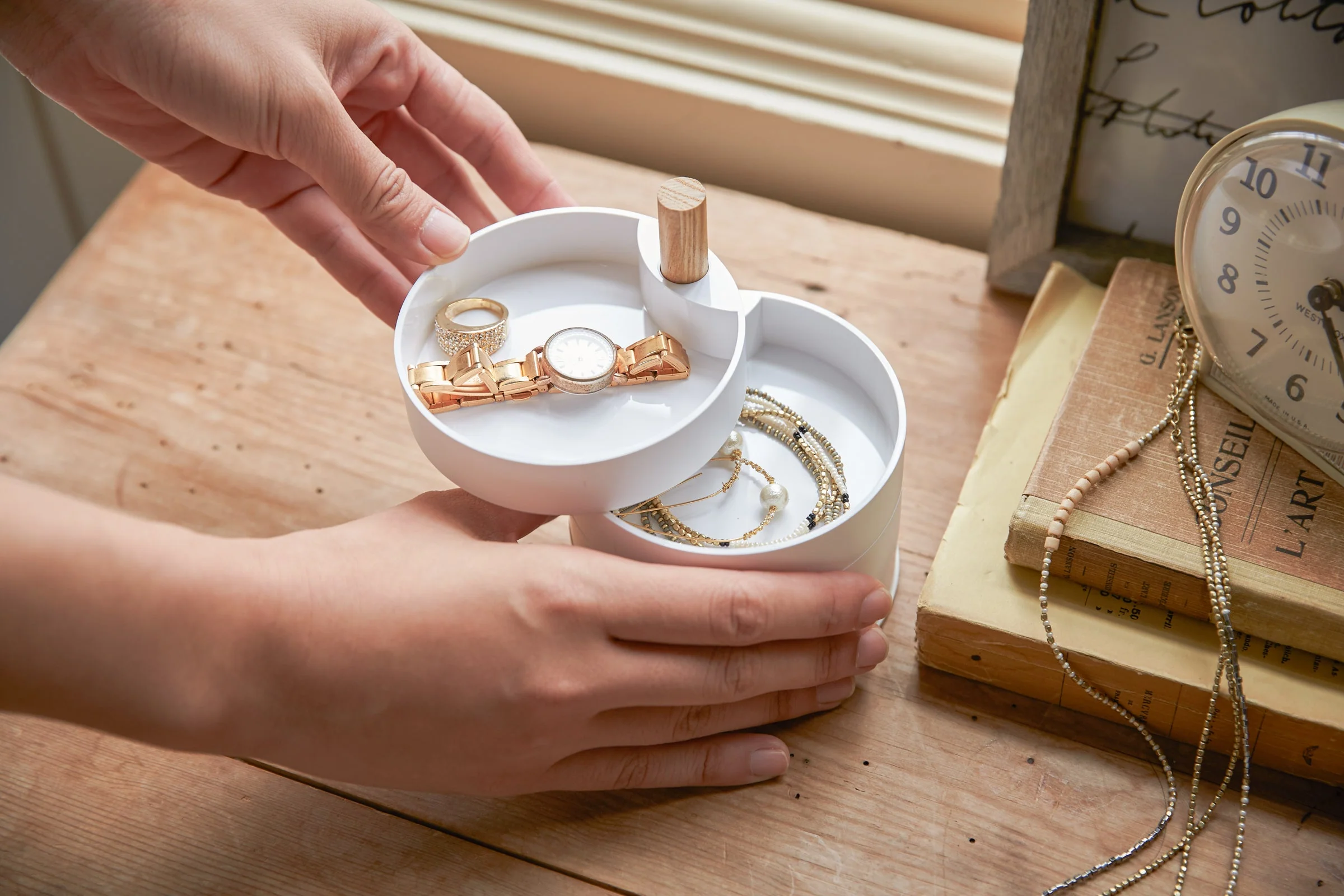 Open Top Stacked Jewelry Organizer - Image 6