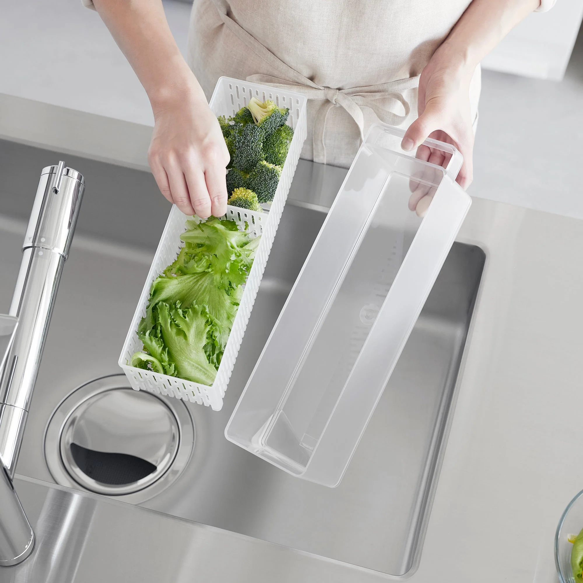 Refrigerator Colander with Lid & Divider - Image 3
