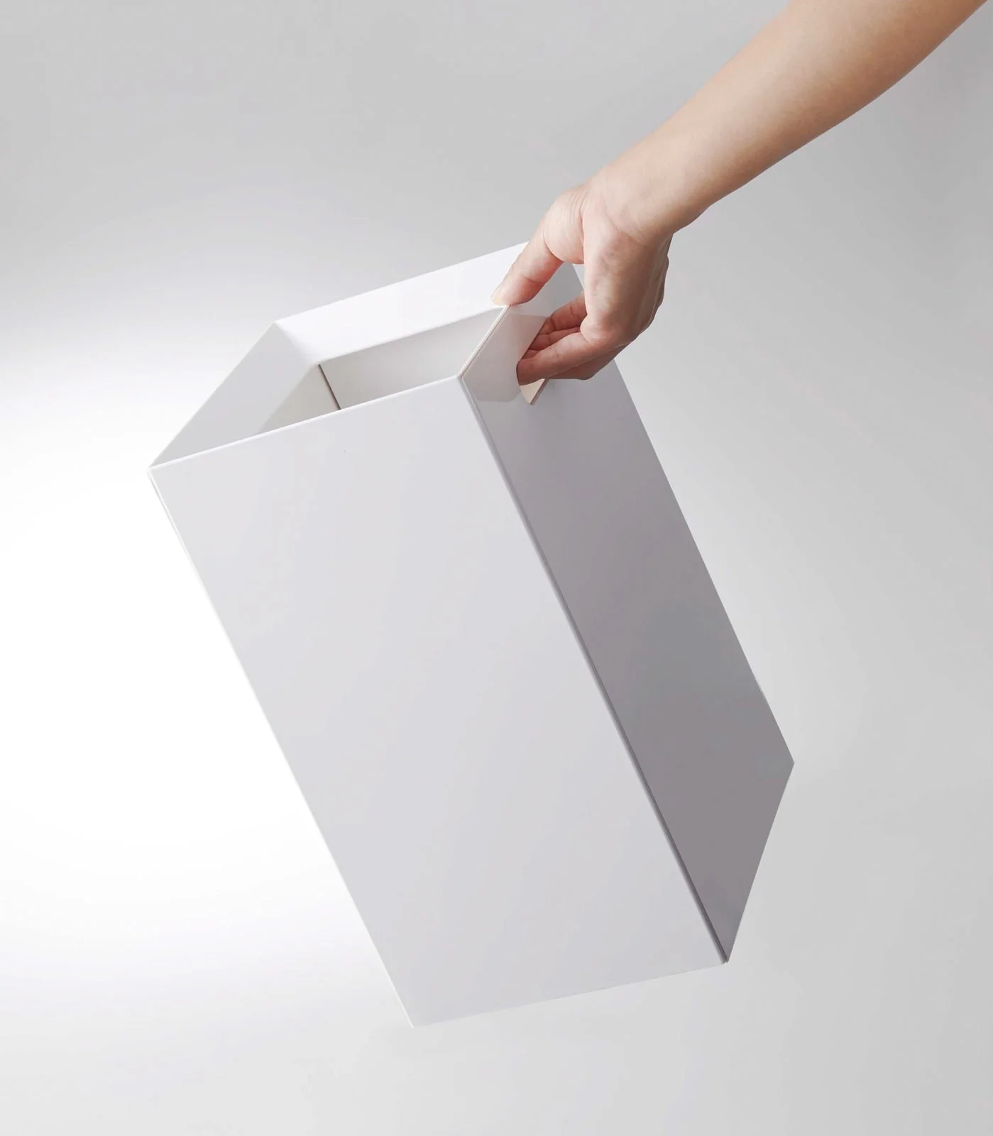Trash Can - Image 2