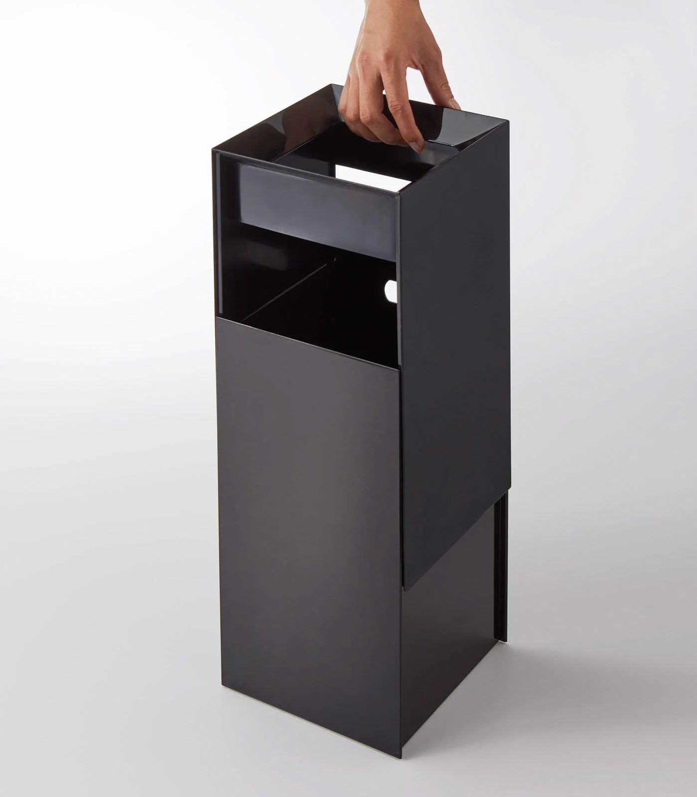 Trash Can - Image 9